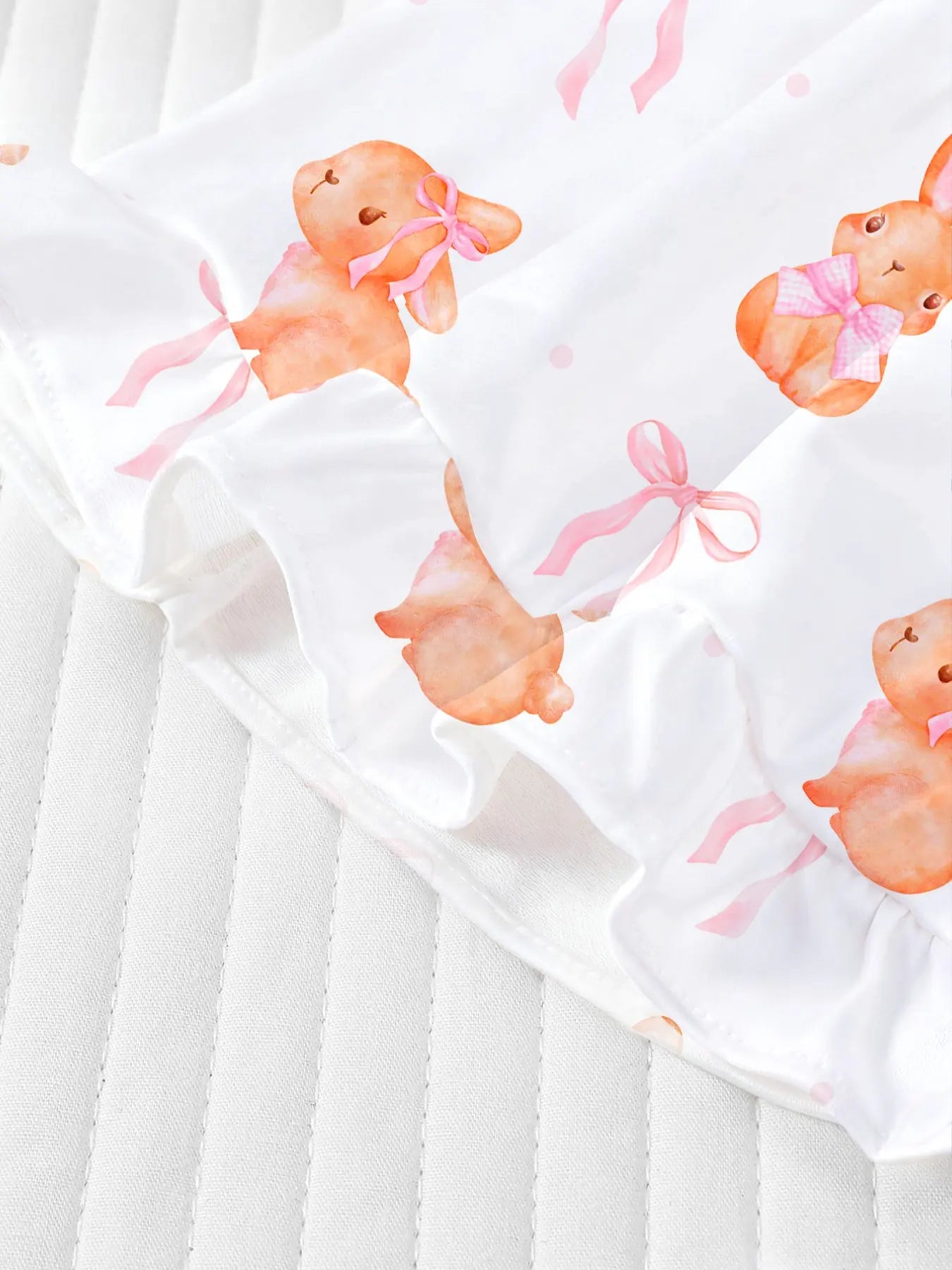 Pijama infantil con conejos